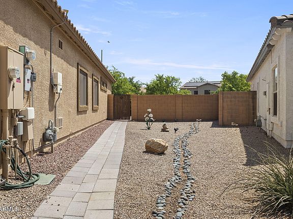4th image of 15537 N 171ST Drive