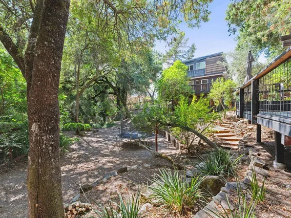 2024 Thornsberry Road, Sonoma, CA 95476