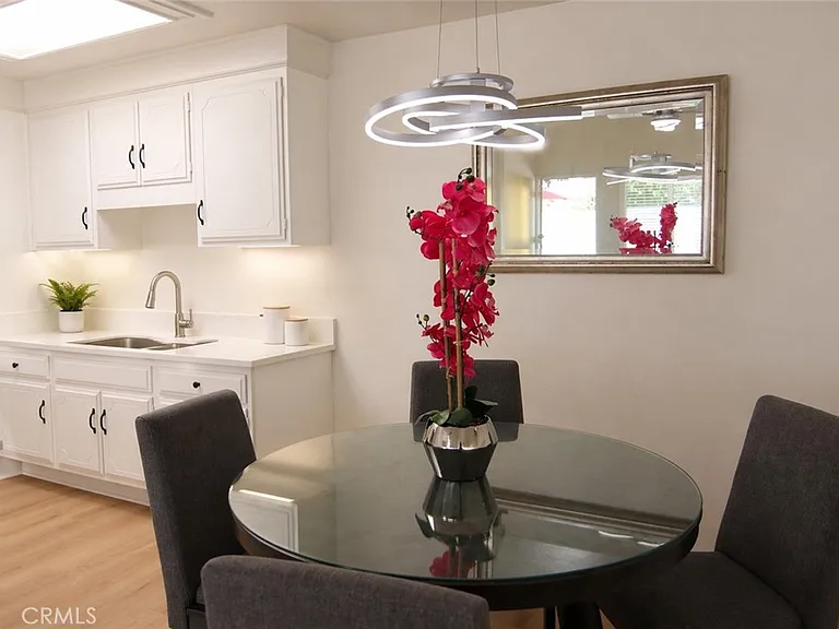 950 Avenida Carmel #G — Photo 6