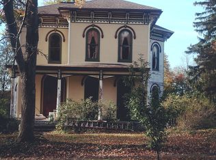 7984 State St, Garrettsville, OH 44231