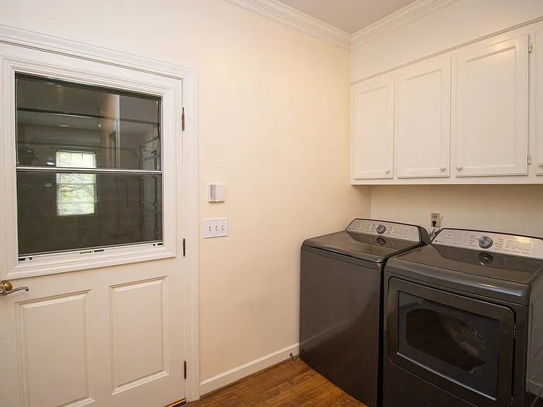 2220 Montclair Dr — Photo 17