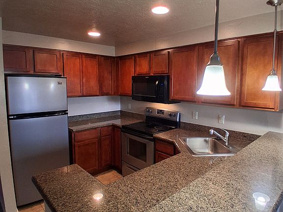 3rd image of 61354 Blakely Rd #87