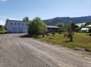 125 Granite St, Halfway, OR 97834