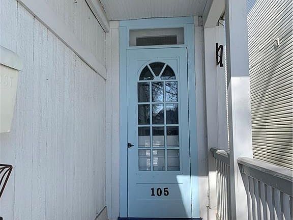 2nd image of 105 Park Dr