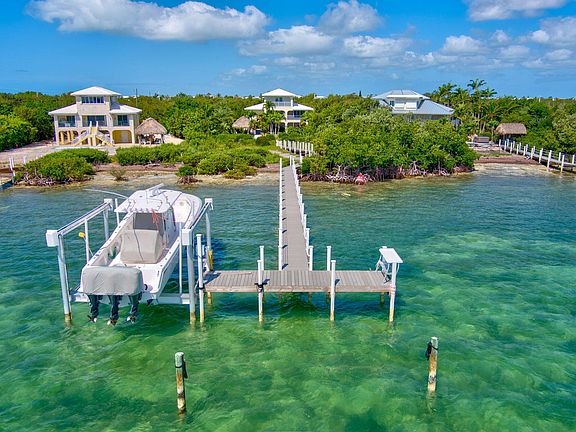 5th image of 431 E Shore Dr