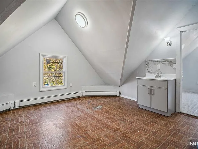137 Closter Dock Rd #2 — Photo 29