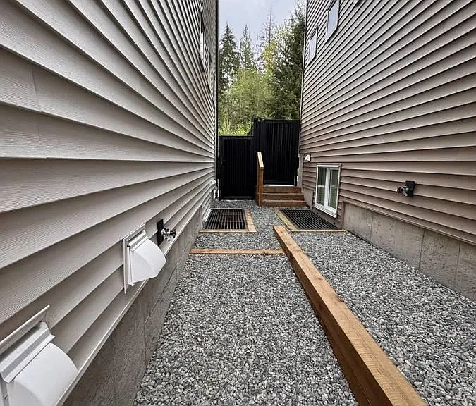 11058 Lockwood St — Photo 14