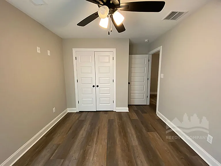 565 Beau View Way — Photo 18