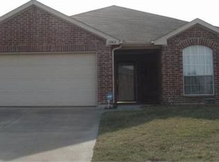 1082 Winding Creek Dr, Cedar Hill, TX 75104