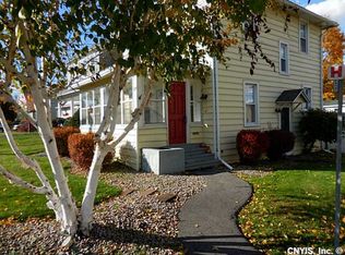 137 Hamden Dr, Syracuse, NY 13208