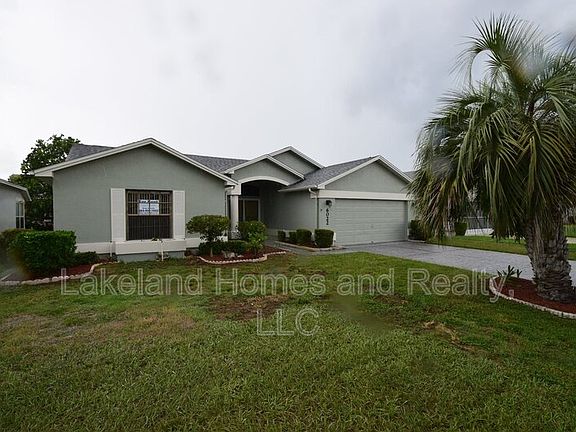 2nd image of 6022 Crane Dr