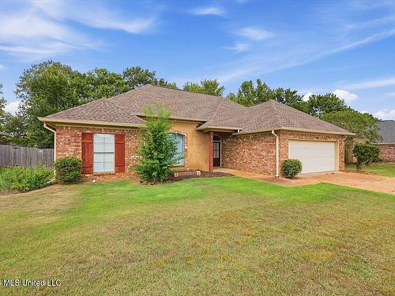 2nd image of 111 Harvey Cir