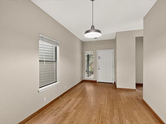 3rd image of 11970 Jollyville Rd APT 103