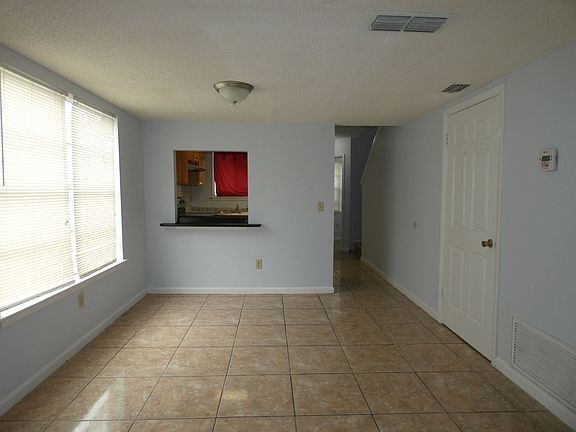 3rd image of 12080 Mendel Dr