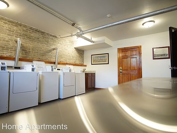 5th image of 136 Western Ave N APT 306