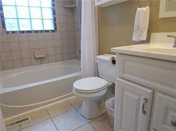 2nd image of 1115 Villa Vista Dr
