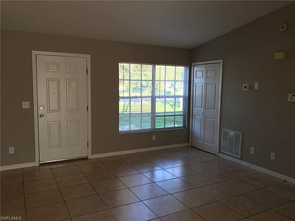 3rd image of 4918 Leonard Blvd S