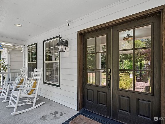 5th image of 2925 104th Avenue SW