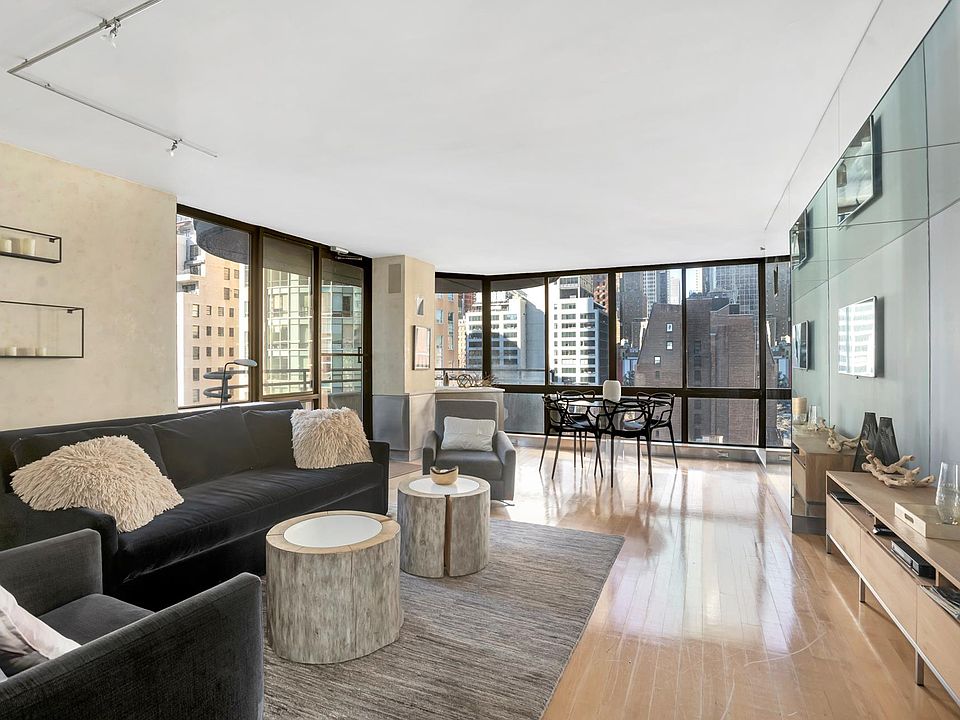 1st image of 303 E 49th St #12