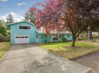 942 NE 113th Ave, Portland, OR 97220