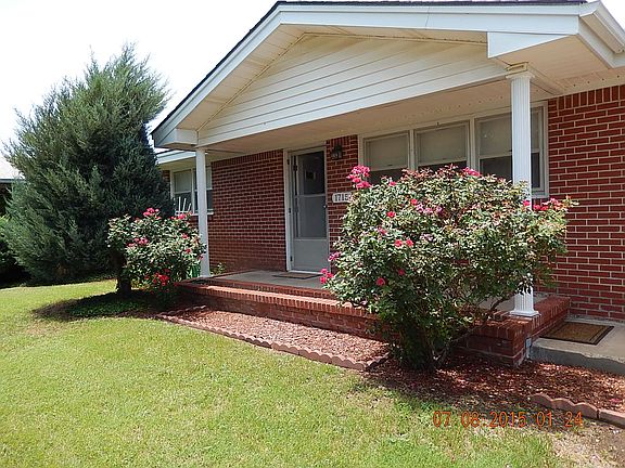 1715 Beech