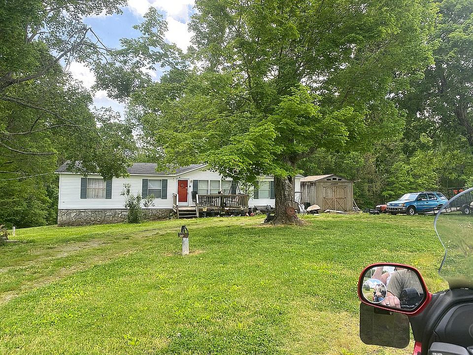 2nd image of 1390 Claylick Rd