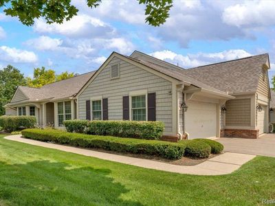 877 Tartan Trl, Bloomfield Hills, MI, 48304