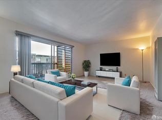 1 Western Shore Ln APT 3, San Francisco, CA