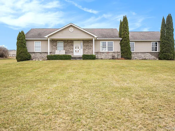 1755 N Van Dyke Rd, Imlay City, MI 48444