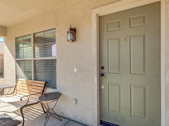 5th image of 1150 E Chelsea Dr
