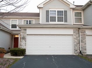 2328 Georgetown Ct, Aurora, IL 60503