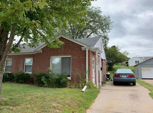 2028 Chaney Rd, Dubuque, IA 52001