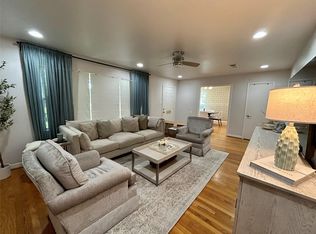 9914 Larston St, Houston, TX 77055