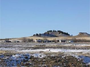 416 Weaver Ln, Winnett, MT 59087