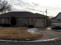 1st image of 824 Russell Ave