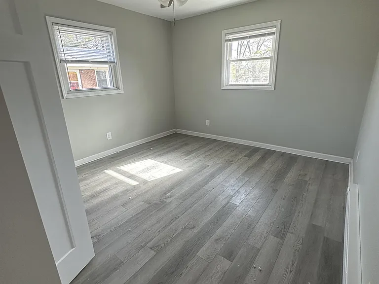 1051D Rulnick St — Photo 5
