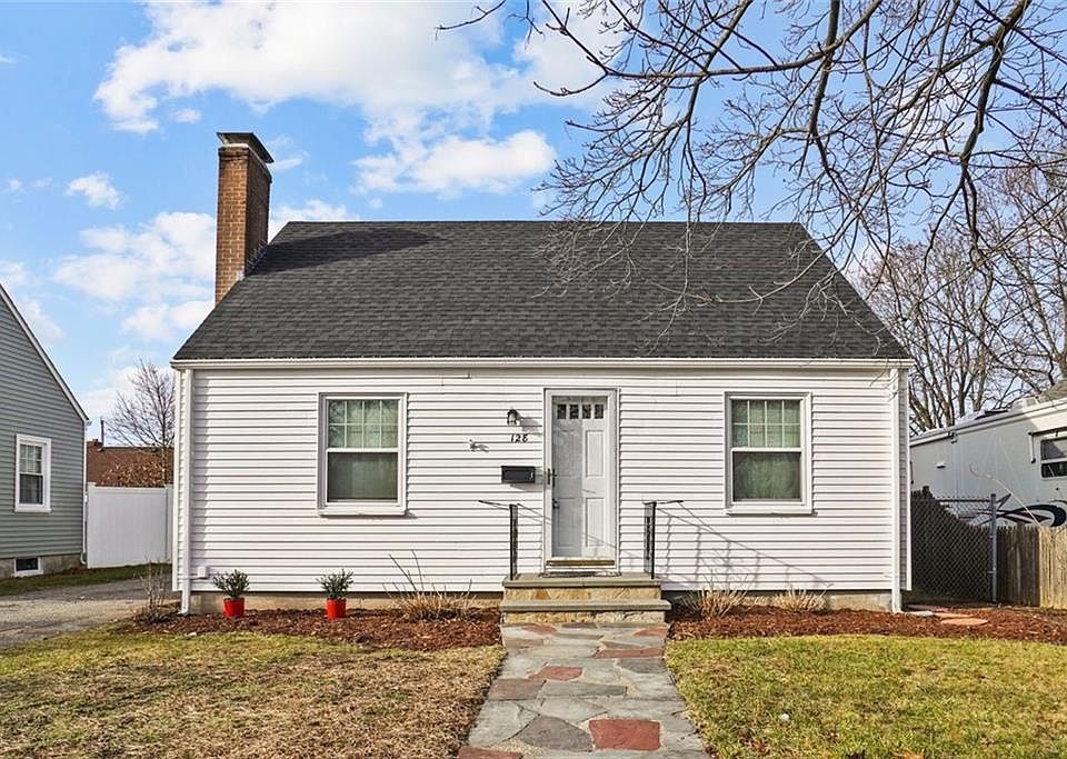 128 Daggett Ave, Pawtucket, RI 02861 Zillow