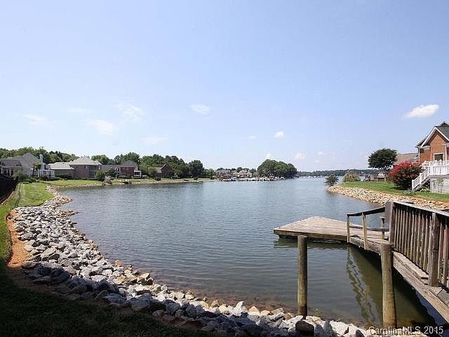 Community day dock for kayaks, canoes. Storage area available on property for canoes, kayaks, boats, trailers.