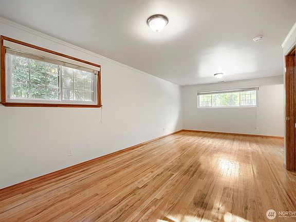 4th image of 2107 SW 316th Street