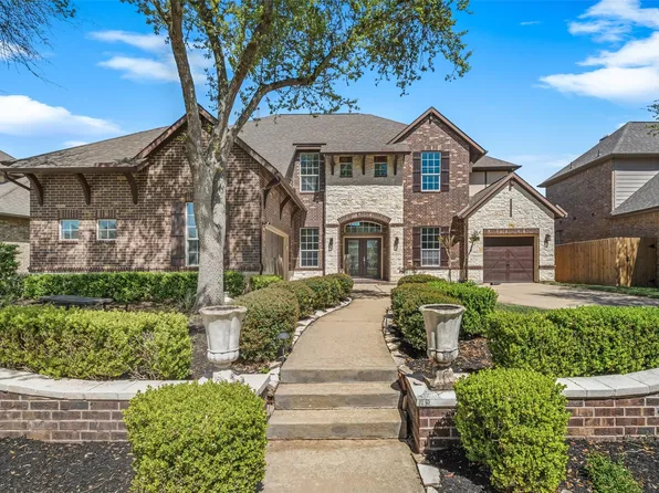 7003 Dunbarton Dr, Sugar Land, TX 77479
