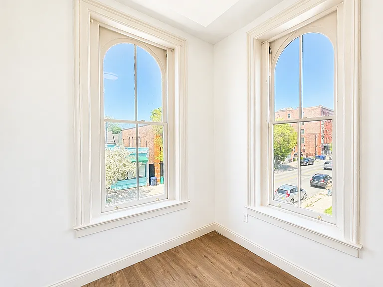 319 Connecticut St #2 — Photo 9