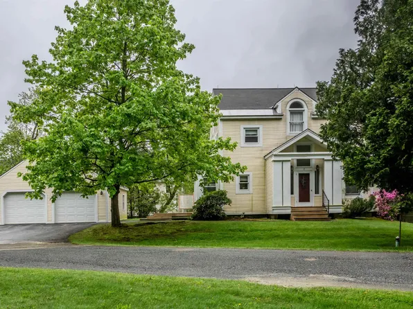 17 Golf Pond Avenue, Woodstock, VT 05091