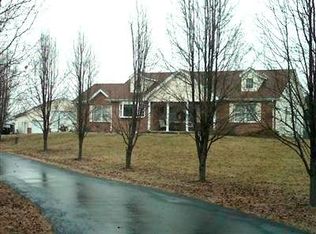 2870 Greentree Rd, Lebanon, OH 45036