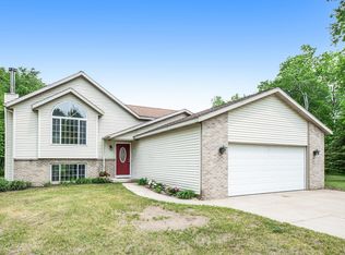 1637 Slocum Rd, Ravenna, MI 49451