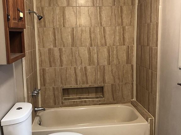 2nd image of 426 Wabash Ave #1