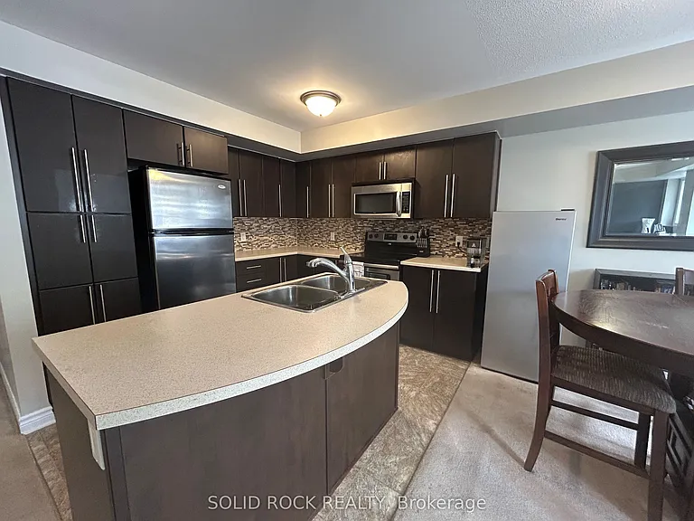 305 Cresthaven Dr #1 — Photo 2