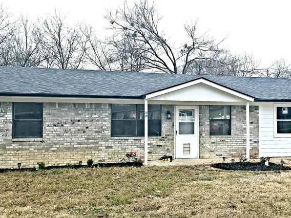 302 S 4th St, Calera, OK 74730