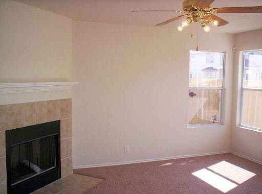 2nd image of 2631 Middleground