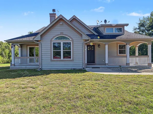 N10486 Elm Rd, Wausaukee, WI 54177