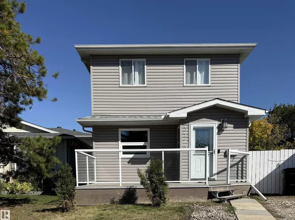 3723 46th St NW, Edmonton, AB T6L 3T7